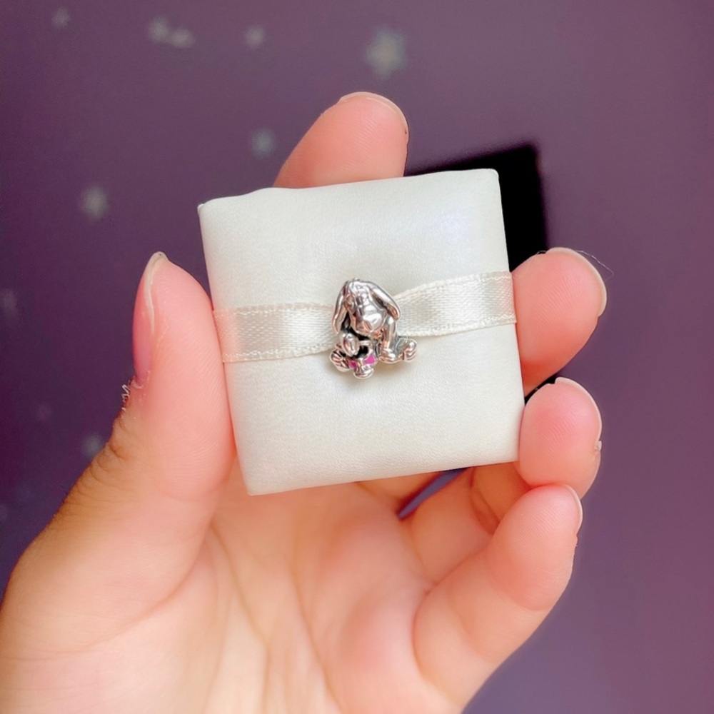 Pandora Eeyore charm